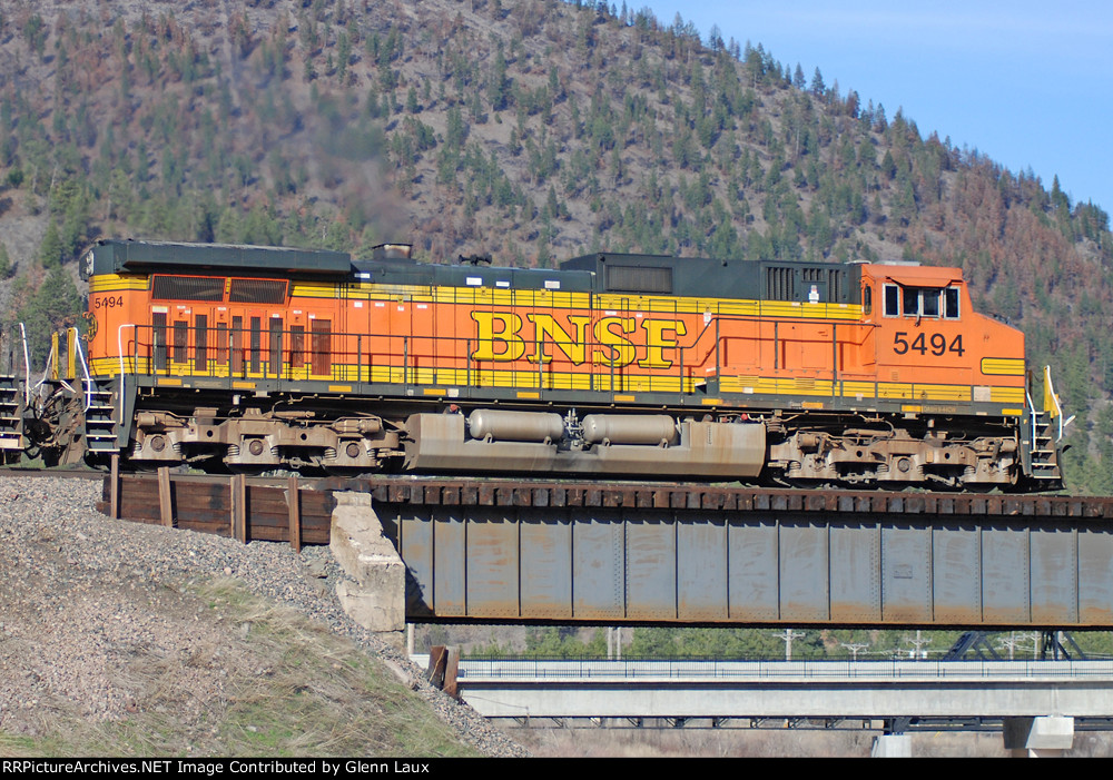 BNSF 5494